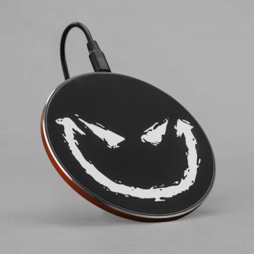 STEDI Wireless Charger Smiley